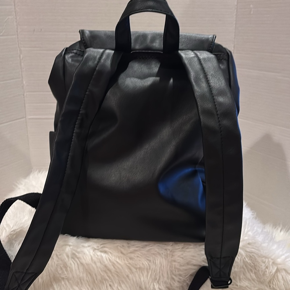 Universal Thread Xl Backpack Euc - image 3